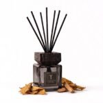 Tahiti Scents mājas aromāts „Leather & tobacco“ ar aromāta notīm